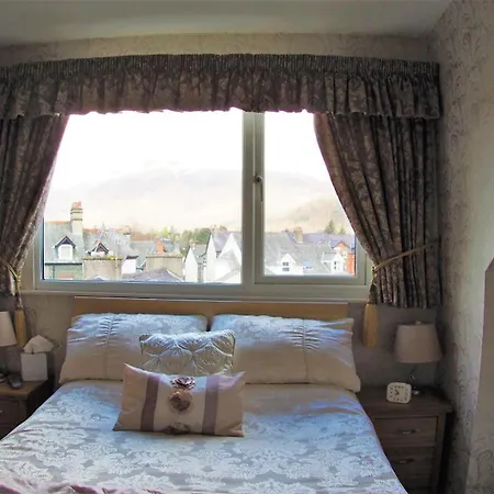 Guest house Lindisfarne House